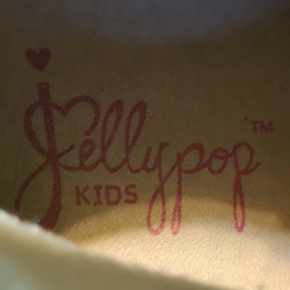 Jellypop Cream‎ Suede Ankle Boots with Minimalist Design